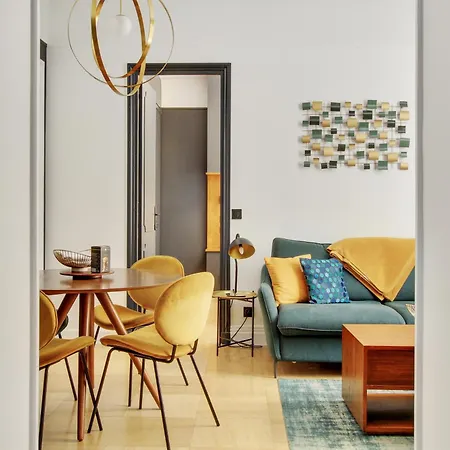 Sejours Parisiens / Belle Courcelles / 4* *