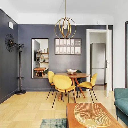 Séjours Parisiens / Belle Courcelles / 4* *