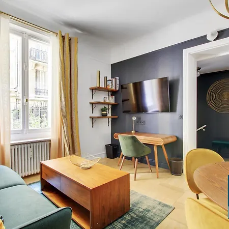 Séjours Parisiens / Belle Courcelles / 4*