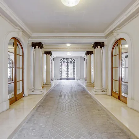 Sejours Parisiens / Belle Courcelles / 4* Apartmán