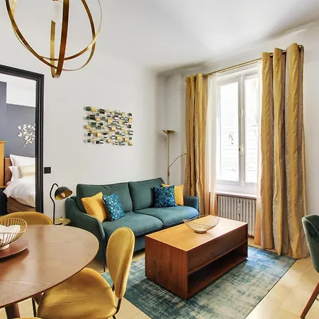 Sejours Parisiens / Belle Courcelles / 4* * Paříž