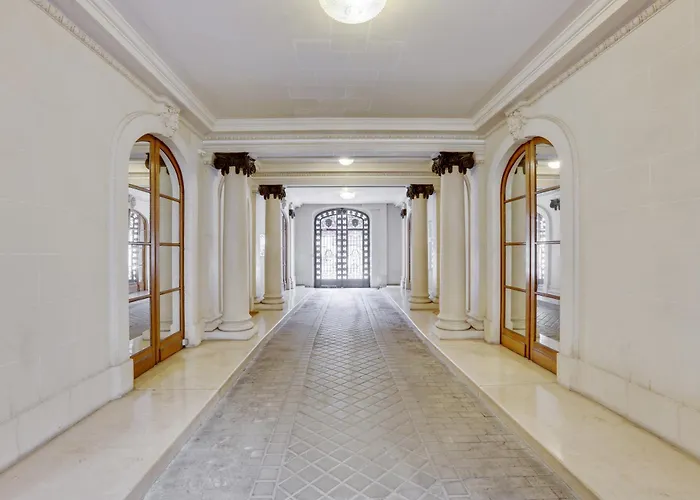 Sejours Parisiens / Belle Courcelles / 4* Daire